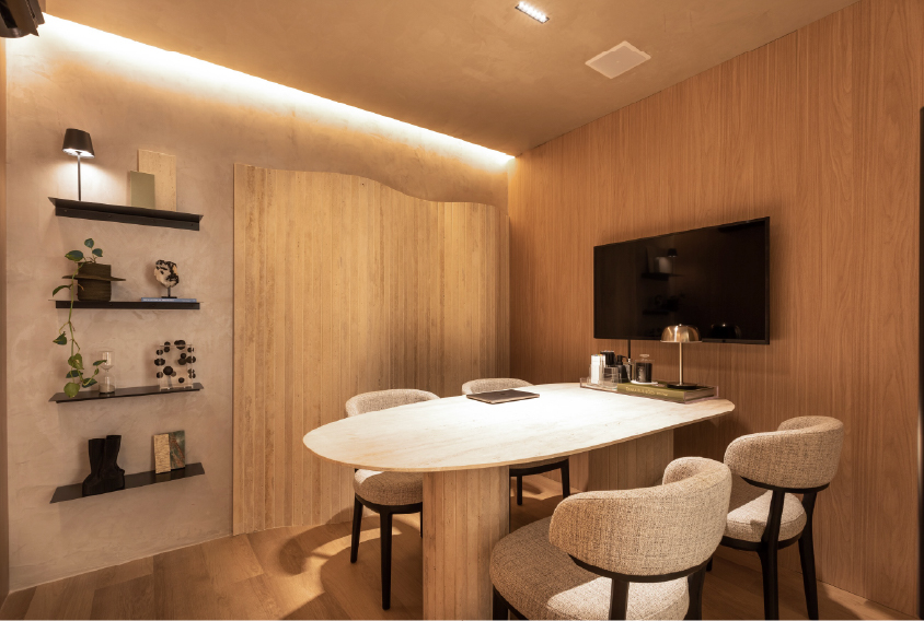 Corporativo 4 – Lucas Fernandes